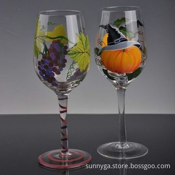 Hand Painted Wine Glasses with 420mL Capacity and 78mm Bottom Diameter